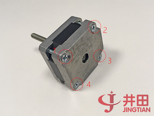 步進(jìn)電機(jī)鎖螺絲